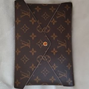Louis Vuitton Kirigami Pochette